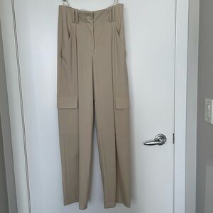 BNWT Aritzia Babaton Roho Trousers
